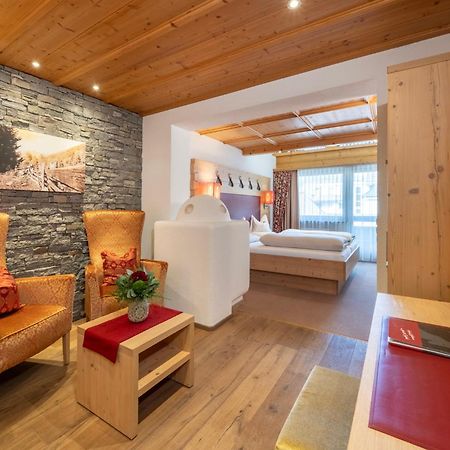 Alpenhotel Ischglerhof Bagian luar foto