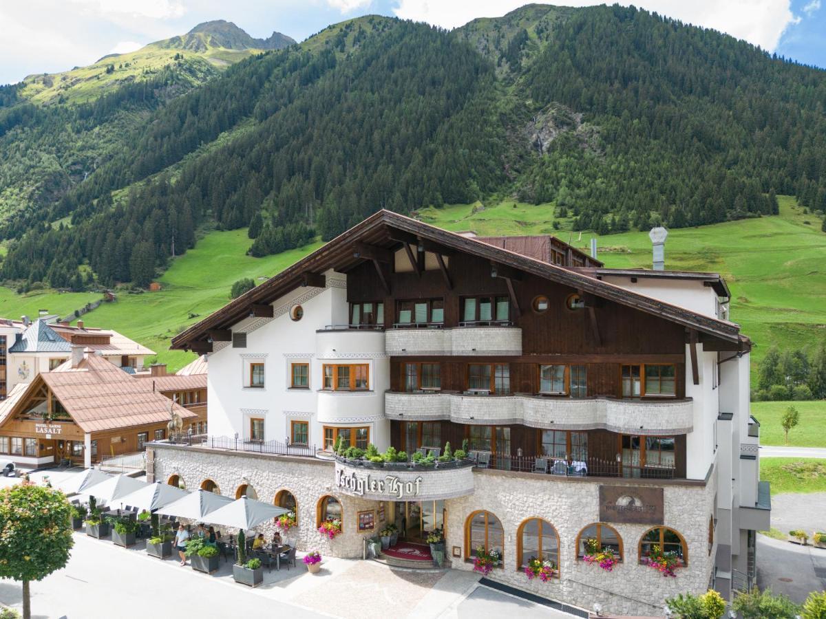 Alpenhotel Ischglerhof Bagian luar foto