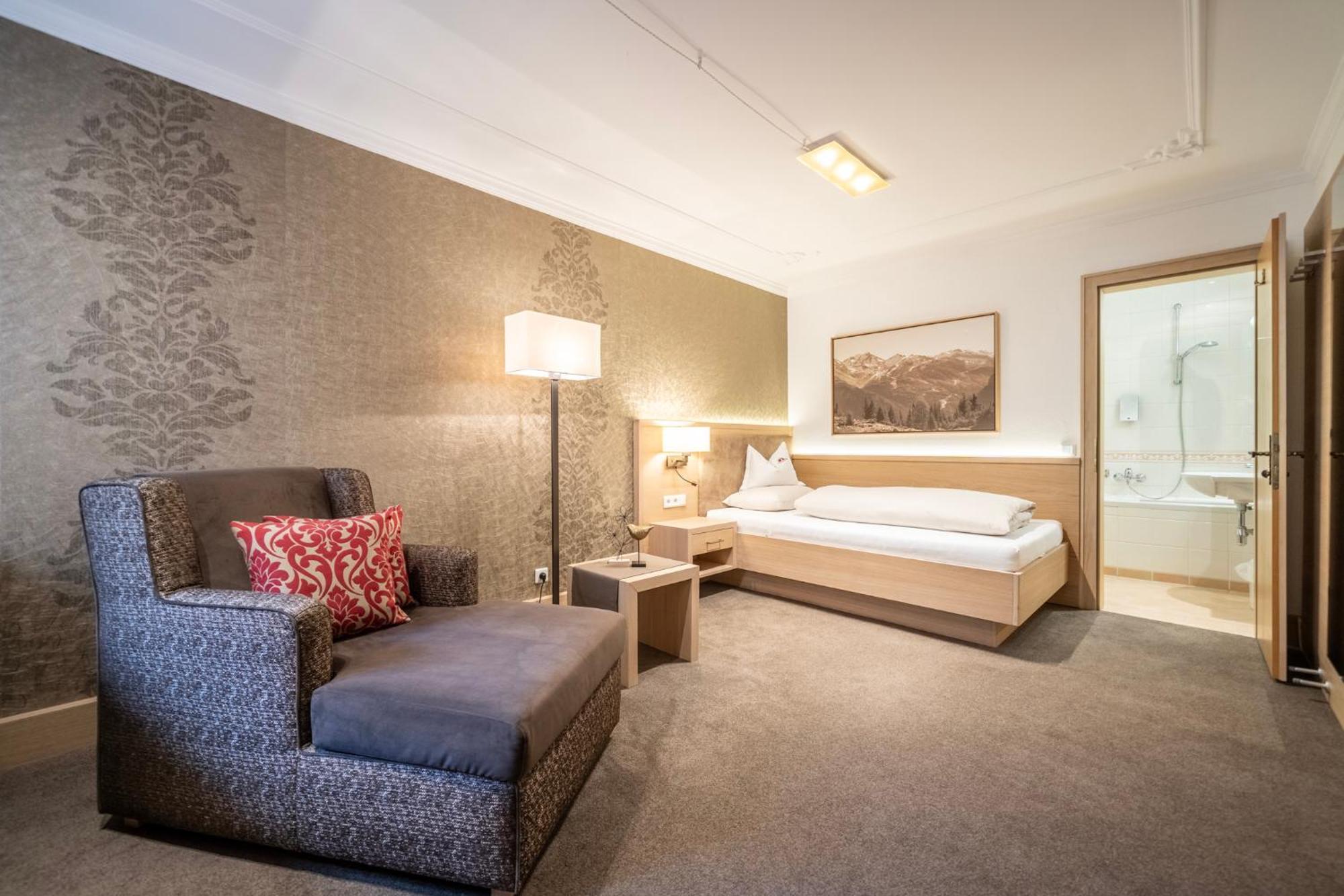 Alpenhotel Ischglerhof Bagian luar foto