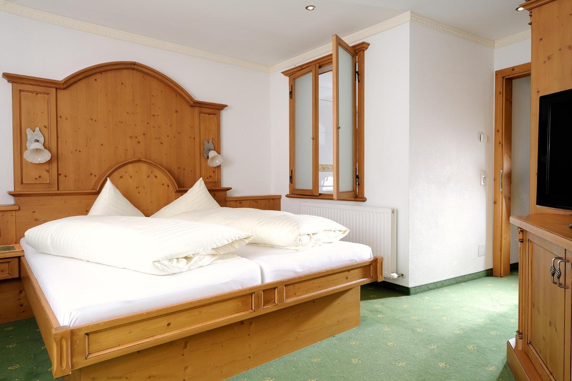 Alpenhotel Ischglerhof Ruang foto