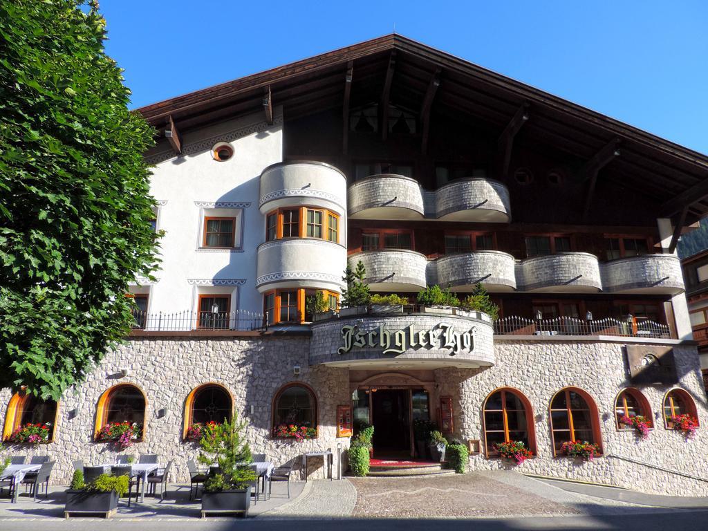 Alpenhotel Ischglerhof Bagian luar foto