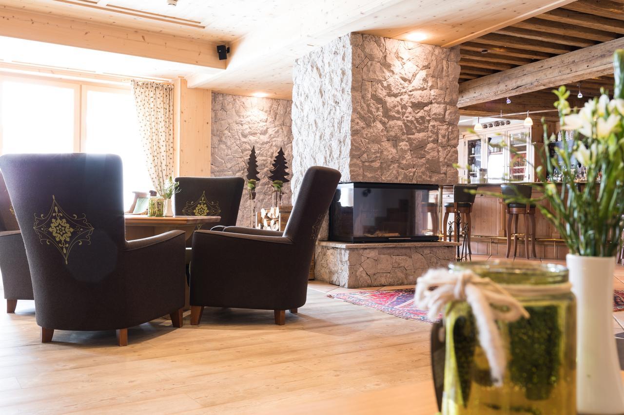 Alpenhotel Ischglerhof Bagian luar foto